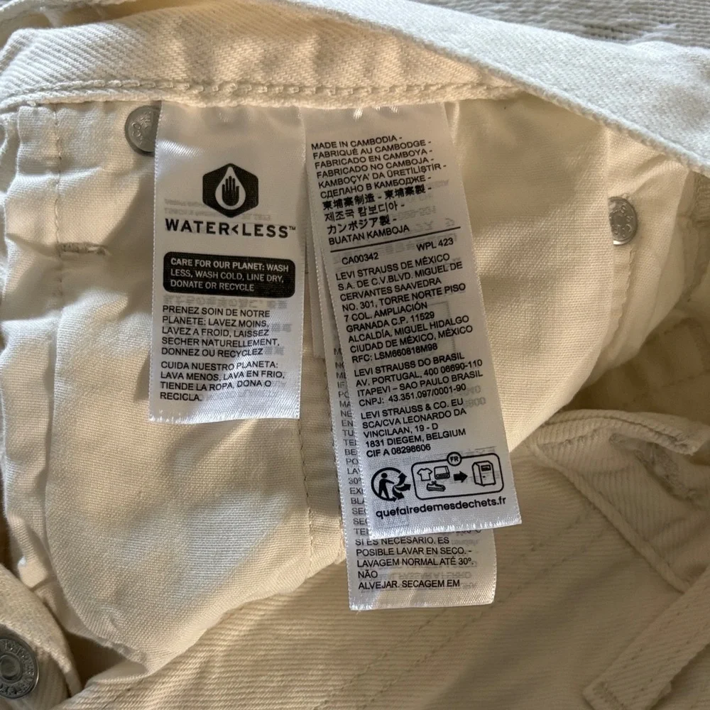 Levis 🙋🏻‍♀️5 star